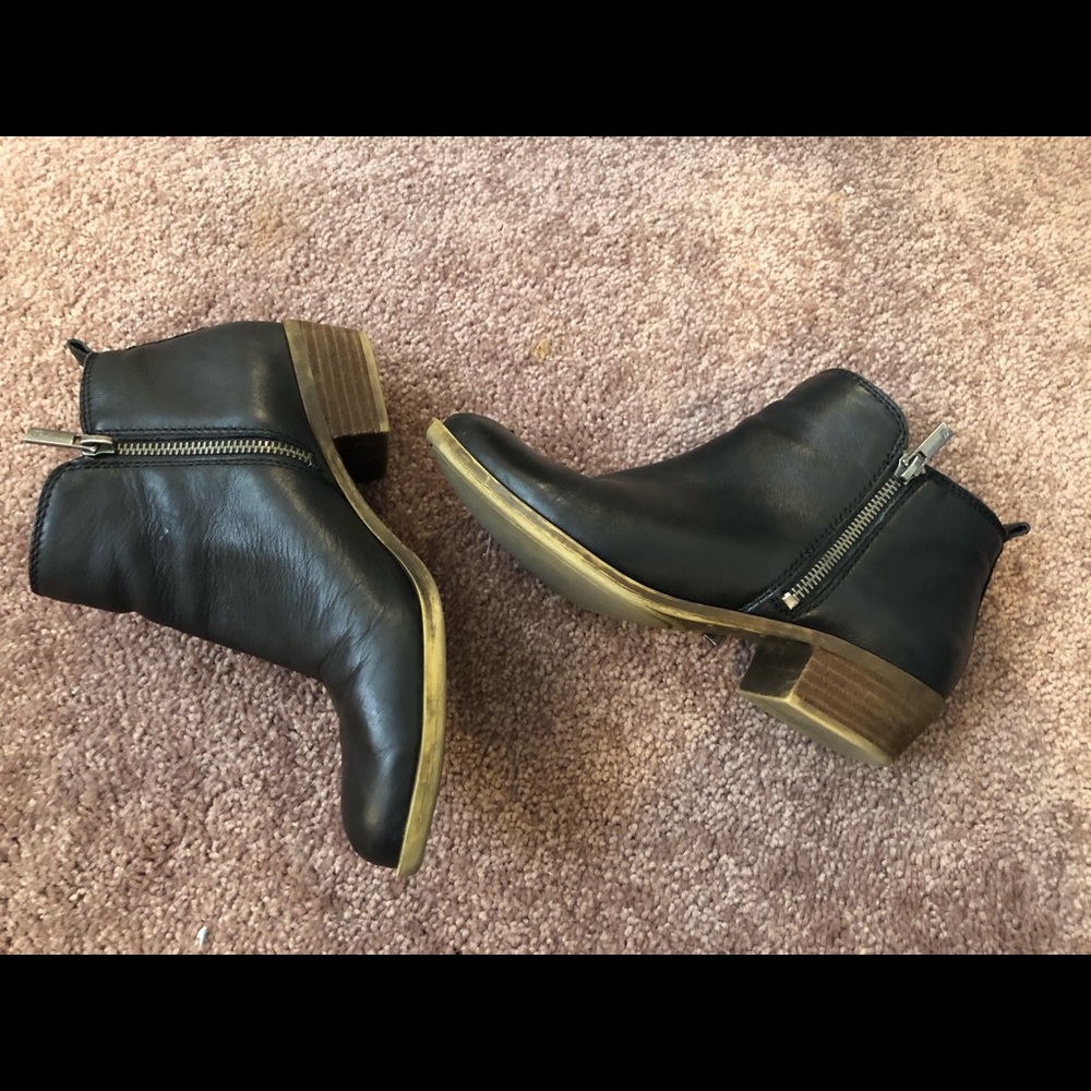 Lucky Brand 7.5 Black Leather Booties